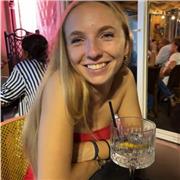 Ciao! Sono una studentessa di economia al terzo anno e sono disponibile ad aiutarvi con i compiti.Sono inoltre madrelingua tedesca